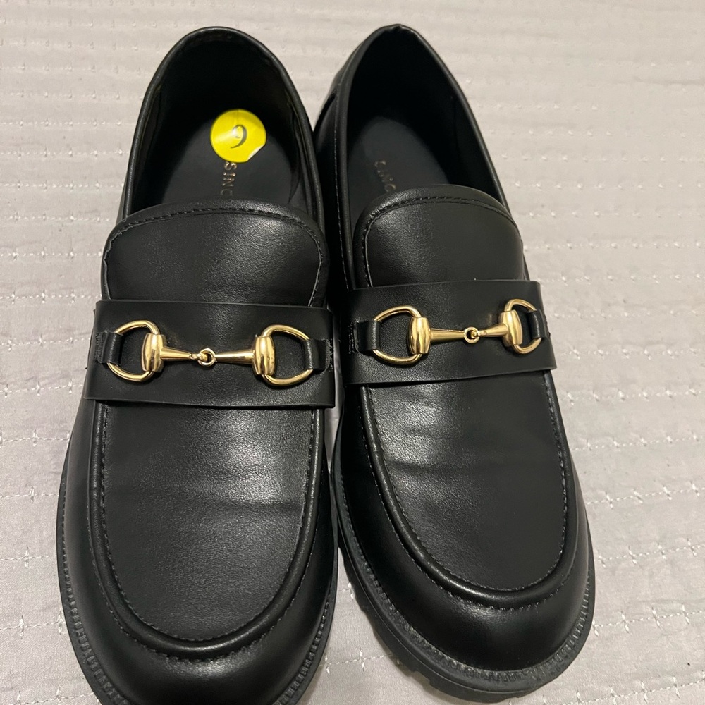 Loafers New Without Tags , Use Once Inside The Ho… - image 2